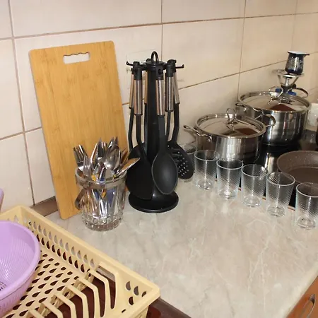 Bledi's Cozy 2 In New Blvd