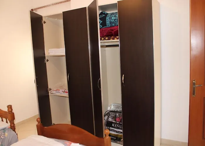 Bledi's Cozy 2 In New Blvd